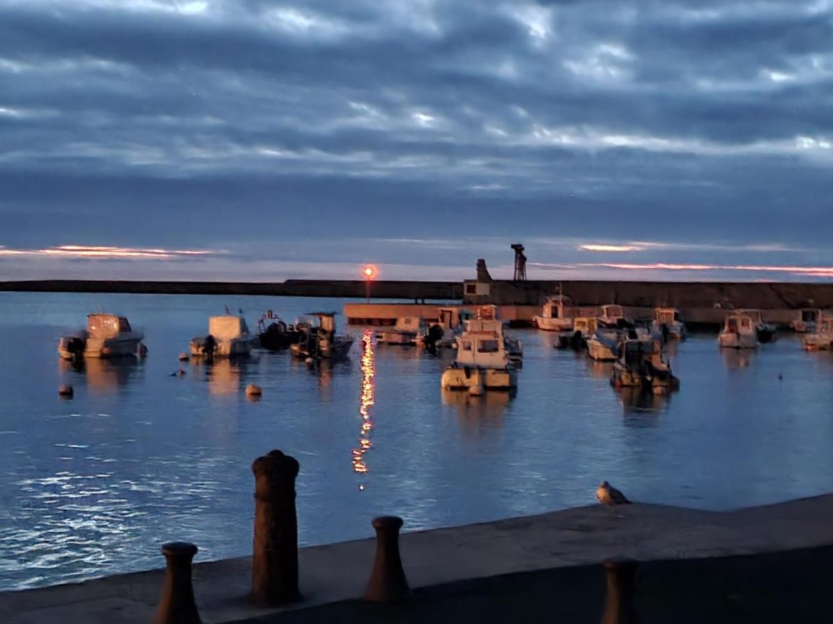 Hotel Le 6 3 Home Port En Bessin Luaran gambar