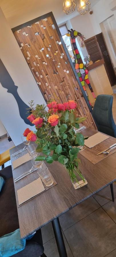 Hotel Le 6 3 Home Port En Bessin Luaran gambar