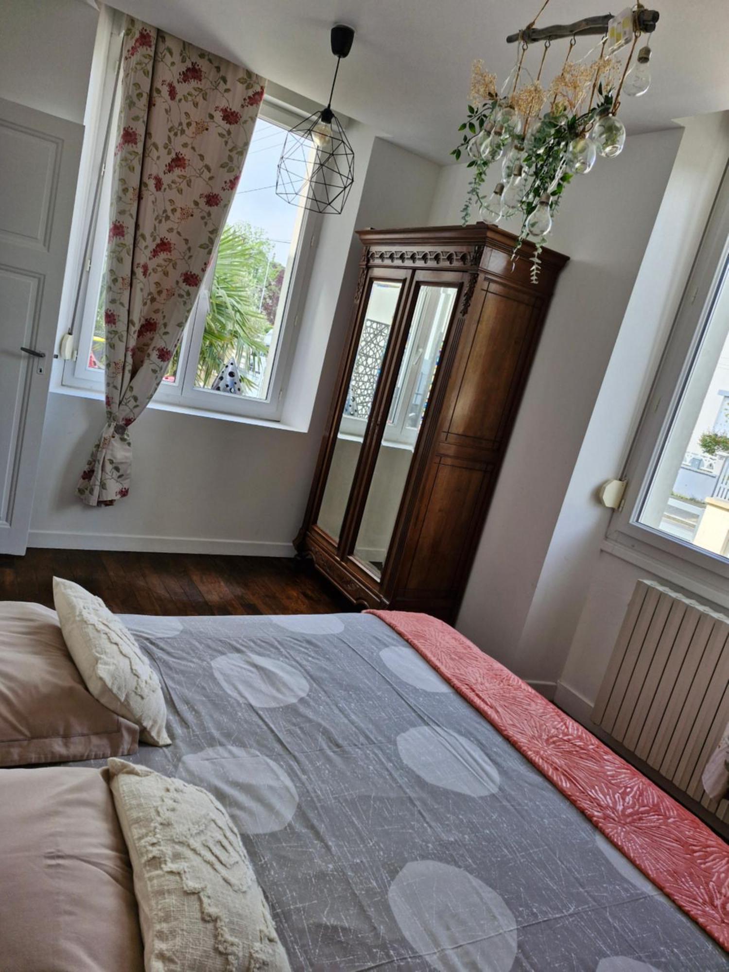 Hotel Le 6 3 Home Port En Bessin Luaran gambar