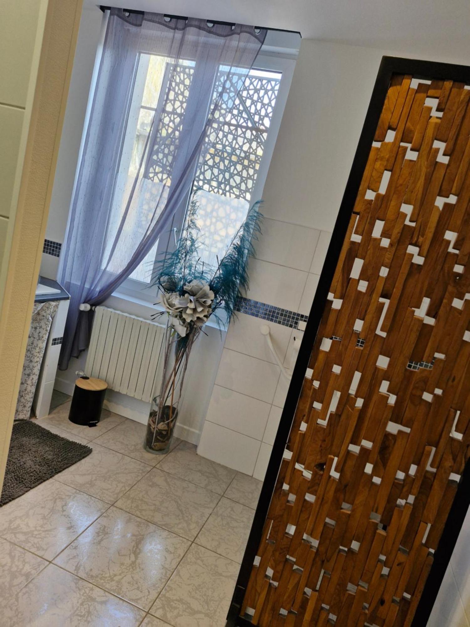 Hotel Le 6 3 Home Port En Bessin Luaran gambar