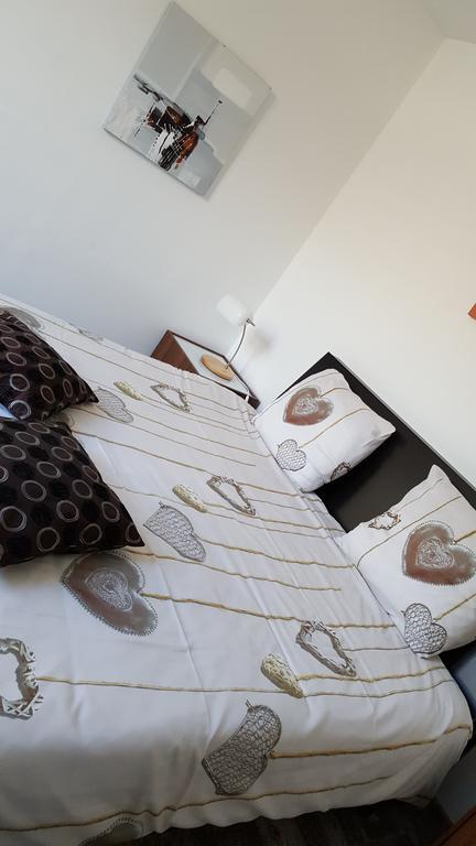 Hotel Le 6 3 Home Port En Bessin Luaran gambar